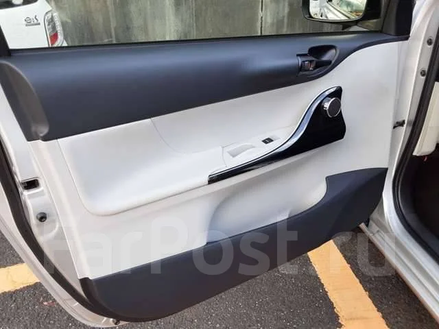 Toyota iQ. ��������, ��������, 1.3 (122��.�.), ������, 17 500����. ��, �/�. ��� ����� �� ������������ ����