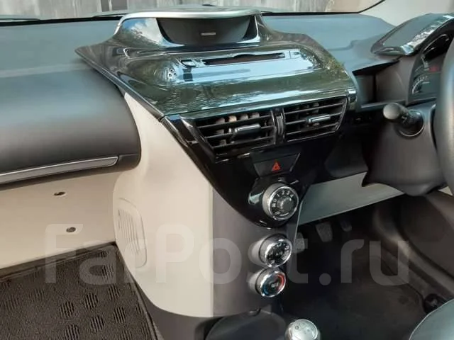 Toyota iQ. ��������, ��������, 1.3 (122��.�.), ������, 17 500����. ��, �/�. ��� ����� �� ������������ ����