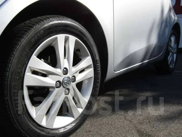Toyota iQ. ��������, ��������, 1.3 (94��.�.), ������, 8 000����. ��, �/�. ��� ����� �� ������������ ����