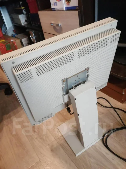 NEC. 19" ����