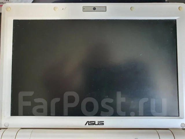 Asus Eee PC 900. ��� 8 �� ����