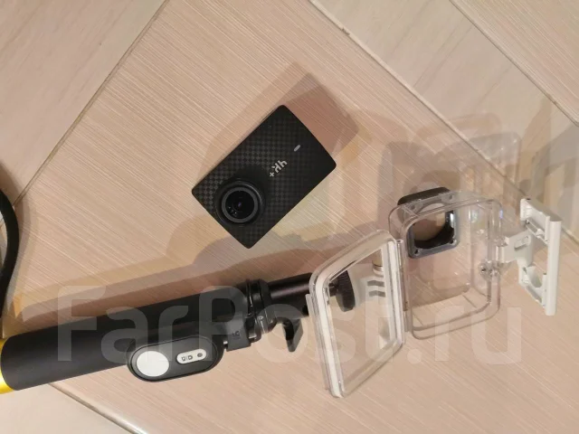 Yi 4K+ Action Camera ����