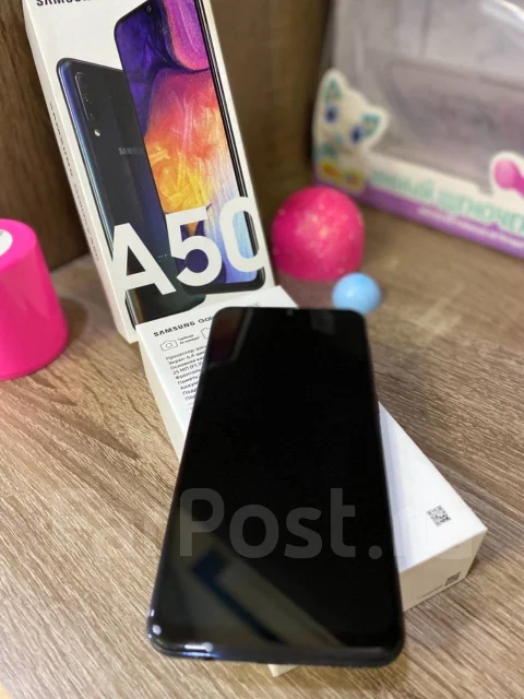 Samsung Galaxy A50. �/�, �����, 3G, 4G LTE ����