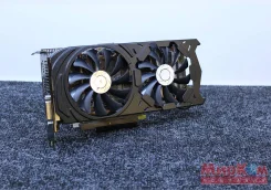 Radeon RX 580 ����