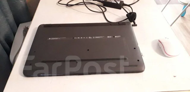 HP 250. 15", 1,6����, ��� 4 ��, ���� 111���, WiFi: 1, Bluetooth: 1, ����������� �� 3��. ����