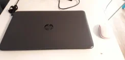 HP 250. 15", 1,6����, ��� 4 ��, ���� 111���, WiFi, Bluetooth, ����������� �� 3��. ����