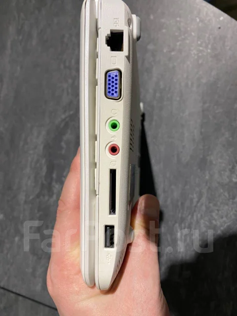 MSI Wind U135DX. 10.1", 1,7����, ��� 1024 ��, ���� 160���, WiFi: 1, Bluetooth: 1, ����������� �� 10��. ����