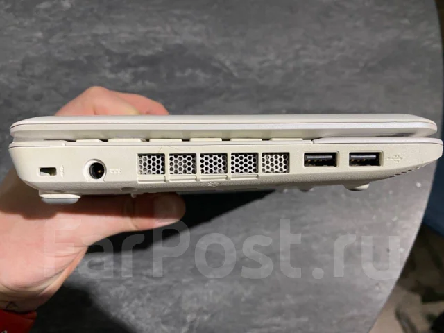 MSI Wind U135DX. 10.1", 1,7����, ��� 1024 ��, ���� 160���, WiFi: 1, Bluetooth: 1, ����������� �� 10��. ����