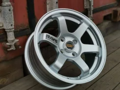 RAYS Volk Racing TE37. 7.0x15", 4x100, ET30, �� 73,1���. ����