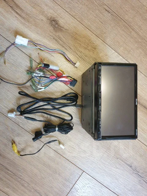 Eclipse AVN-Z04I ����