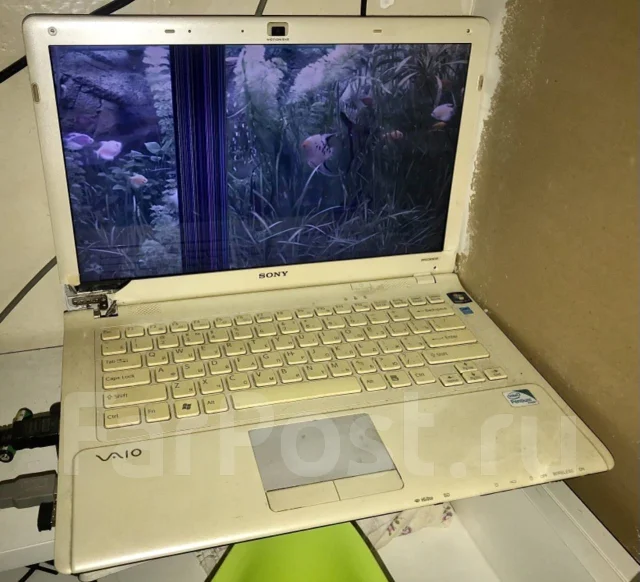 Sony VAIO VPC. 14", 2 100����, ��� 2048 ��, ���� 320���, WiFi: 1, Bluetooth: 1, ����������� �� 4��. ����