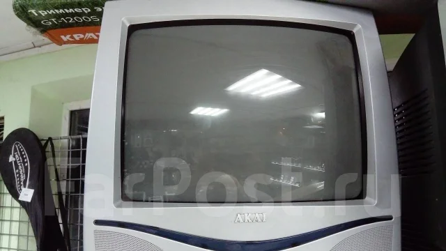 Akai ����