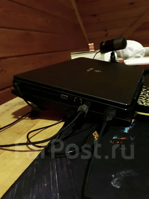 DEXP Atlas H116. 15.6", 2,4����, ��� 8 ��, ���� 250���, WiFi: 1, Bluetooth: 1 ����