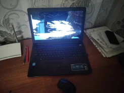 Asus X502C. 15", WiFi: 1, Bluetooth: 1 ����