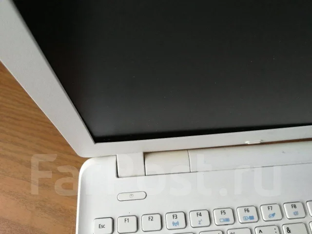 Acer Aspire V3-572G. 15.6", ��� 4 ��, ���� 1���, WiFi: 1, Bluetooth: 1 ����