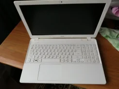 Acer Aspire V3-572G. 15.6", ��� 4 ��, ���� 1���, WiFi, Bluetooth ����