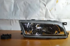 ���� ����/��� Nissan Almera 98-00 Depo 215-1178 � �������� 215-1178R-LD-EM ����