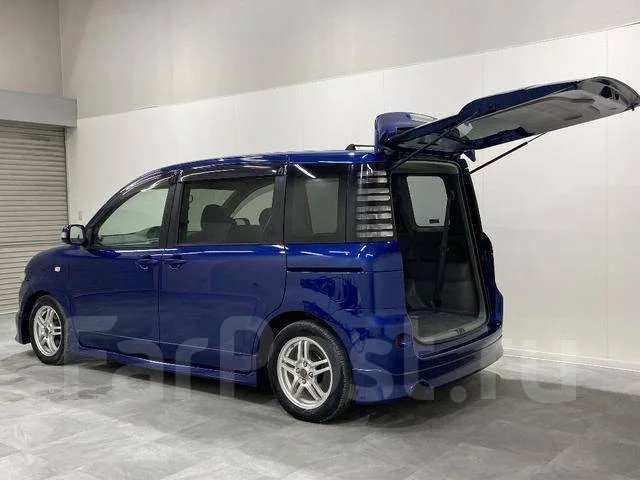 Toyota Sienta. �������, 4wd, 1.5 (105��.�.), ������, 88����. ��, �/�, ��� ���. ��� ����� �� ������������ ����