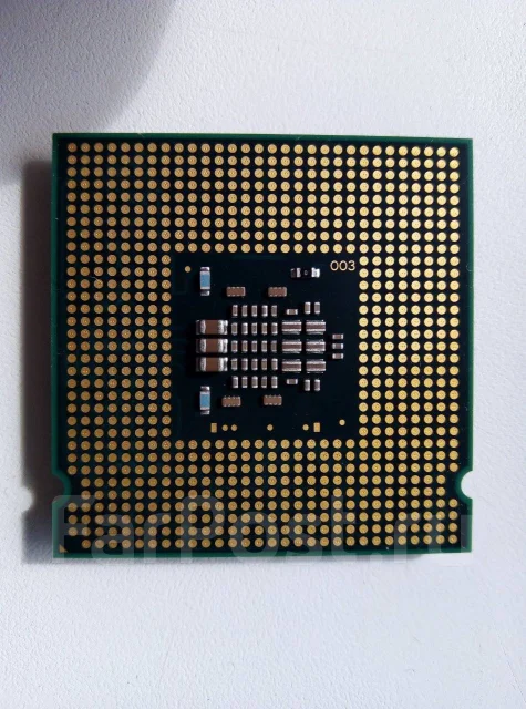 Intel Pentium E2140 ����