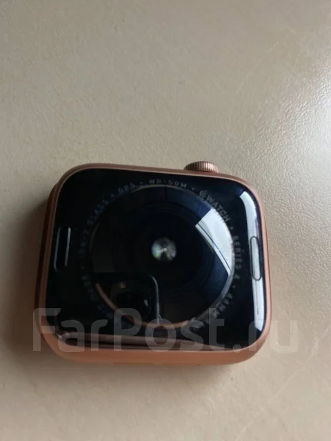 Apple Watch Series 4. IP67 ����