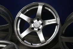 Kreutzer Series Vi. 8.0x17", 5x112, ET35 ����