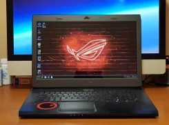 Asus ROG. 17.3", 2 930,0����, ��� 8 ��, WiFi, Bluetooth, ����������� �� 2��. ����