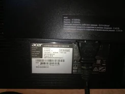 Acer. 18.5" ����