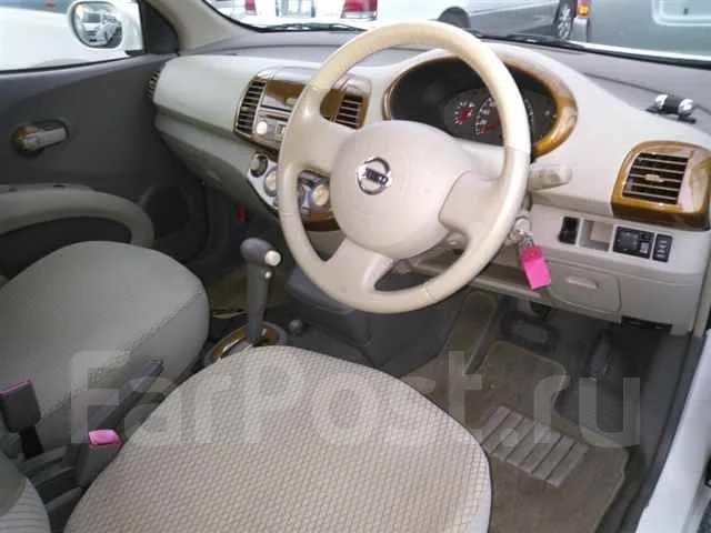 Nissan March. �������, 4wd, 1.4 (97��.�.), ������, 56 000����. ��, �/�, ��� ���. ��� ����� �� ������������ ����