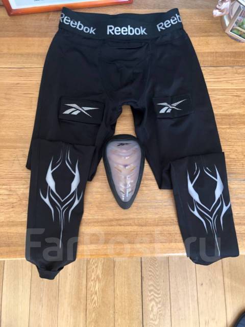 Хоккейное термобельё Reebok, разм��р: 48, 1,0 см, 1,0 см, 1,0 см, 1,0 см,б/у, в наличии. Цена: 2 000₽ во Владивостоке