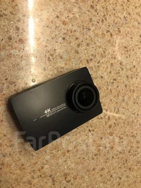 Yi 4K Action Camera. 10 - 14.9 ��, � ���������� ����