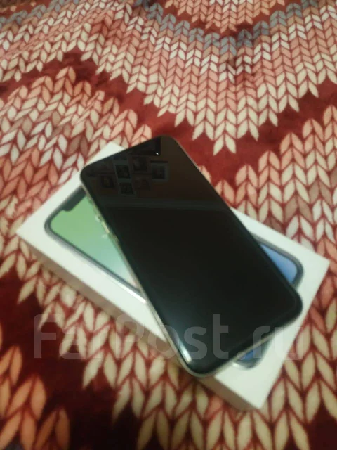 Apple iPhone X. �/�, �����, 4G LTE, NFC ����