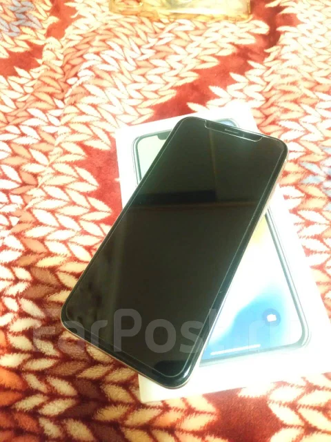 Apple iPhone X. �/�, �����, 4G LTE, NFC ����