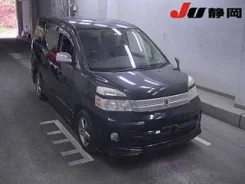 Toyota Voxy. �������, 4wd, 2.0 (155��.�.), ������, 102 000����. ��, �/�, ��� ���. ��� ����� �� ������������ ����