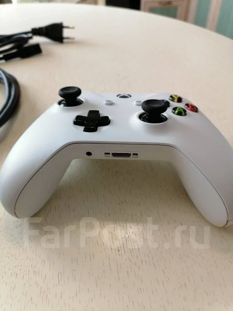 Microsoft Xbox One S ����