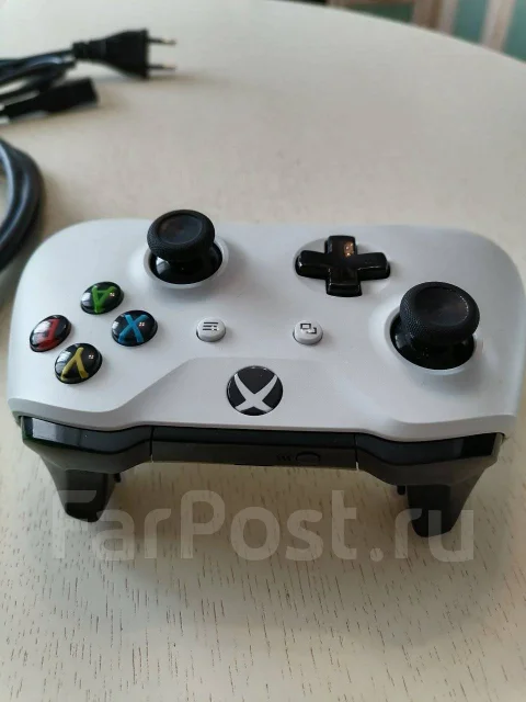 Microsoft Xbox One S ����