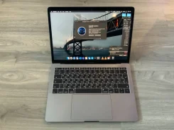 Apple MacBook Pro 13 2016 Late. 13.3", 2,0����, ��� 8 ��, ���� 256���, WiFi, Bluetooth, ����������� �� 8��. ����