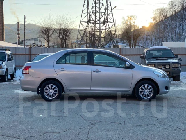 Toyota Belta. �������, ��������, 1.0 (71��.�.), ������, 121����. �� ����