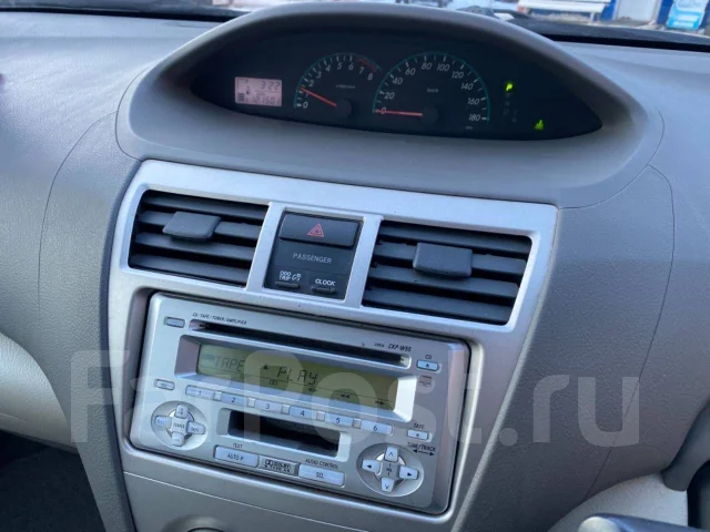 Toyota Belta. �������, ��������, 1.0 (71��.�.), ������, 121����. �� ����
