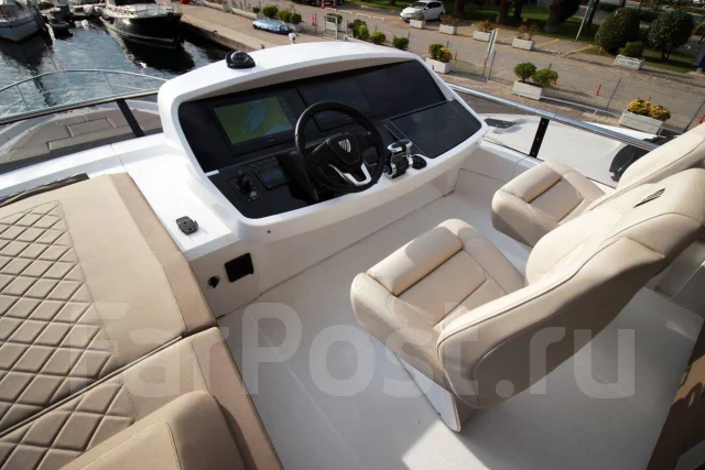Fairline Squadron. ����� 21,08��., ��������� ������������, 2 300��.�., ������ ����