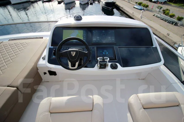 Fairline Squadron. ����� 21,08��., ��������� ������������, 2 300��.�., ������ ����