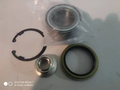 ��������� ������� Mazda Familia/323 B45533047D ����