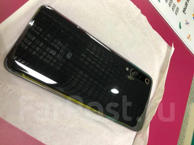 Xiaomi Mi9. �/�, ������, 3G, 4G LTE, Dual-SIM, NFC ����
