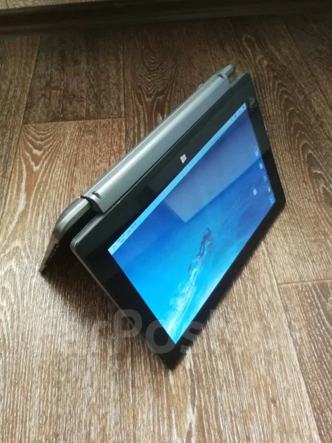 Acer Aspire Switch 10. 10.1", 1,8����, ��� 2048 ��, ���� 32���, WiFi: 1, Bluetooth: 1, ����������� �� 3��. ����
