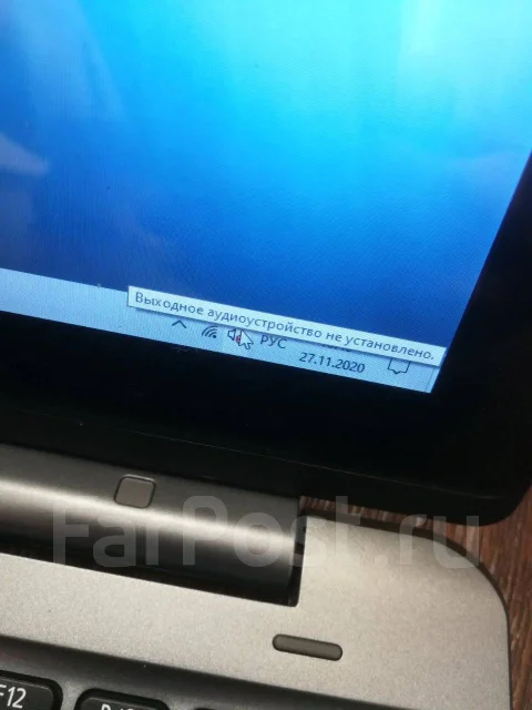 Acer Aspire Switch 10. 10.1", 1,8����, ��� 2048 ��, ���� 32���, WiFi: 1, Bluetooth: 1, ����������� �� 3��. ����