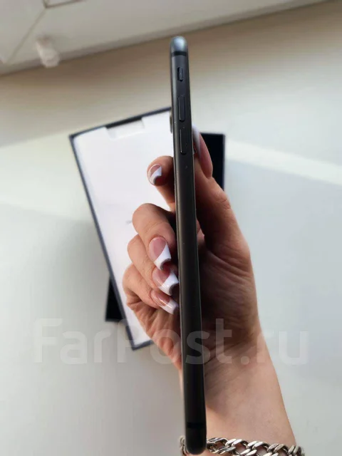 Apple iPhone 8 Plus. �/�, ������, 4G LTE, NFC ����
