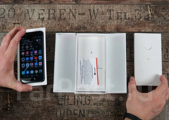 Huawei P10. �/�, �����, ������, 3G, 4G LTE, Dual-SIM, NFC ����