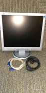 Philips. 17" ����