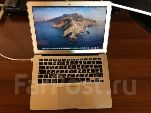 Apple MacBook Air 13 2012 Mid. 13.3", 1,8����, ��� 4 ��, ���� 128���, WiFi: 1, Bluetooth: 1, ����������� �� 1��. ����