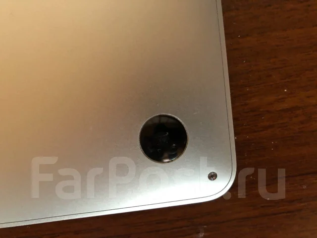 Apple MacBook Air 13 2012 Mid. 13.3", 1,8����, ��� 4 ��, ���� 128���, WiFi: 1, Bluetooth: 1, ����������� �� 1��. ����
