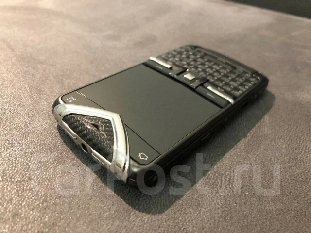 Vertu Constellation Quest. �/�, ������. ��� ����� �� ������������ ����